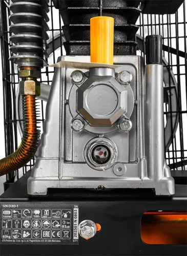 Kompresszor 100L, olajkenésű, 280L/perc, 10 bar