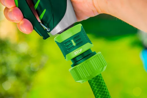 30db tömlő gyorscsatlakozó 3/4" vizstoppos, kétkomponensű, kínálódobozban