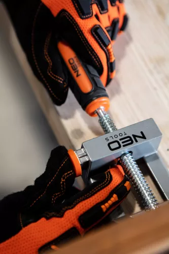 Sarokszorító 65mm, dupla