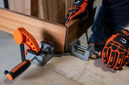 Sarokszorító 65mm, dupla