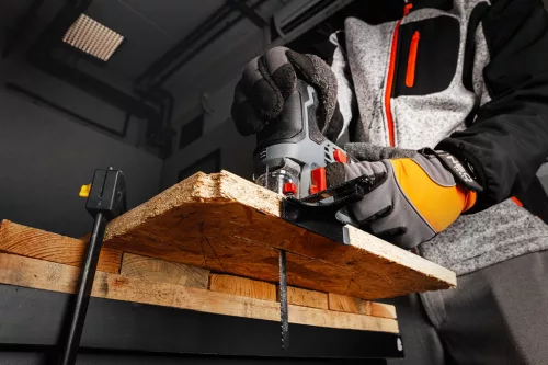 Akkus, szénkefementes dekopírfűrész ENERGY+ 18V, akku nélkül