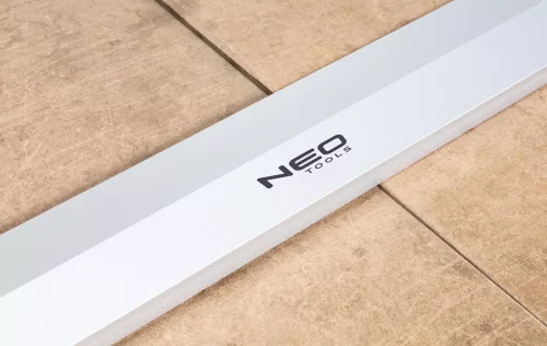 Lehúzóléc alu, trapéz profilú 250cm, min. rendelés: 3db