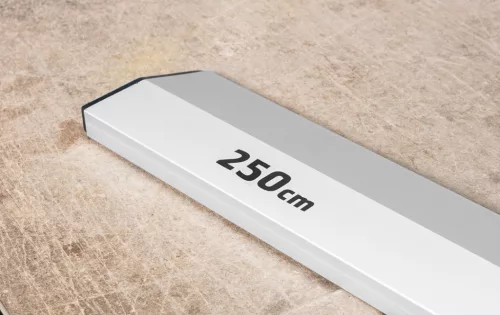 Lehúzóléc alu, trapéz profilú 250cm, min. rendelés: 3db