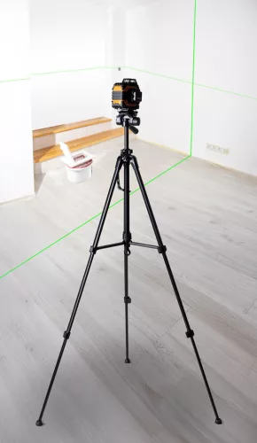 Háromlábú állvány lézeres készülékekhez, teleszkópos, max. magasság 150cm, 1/4"-os csatlakozómenet