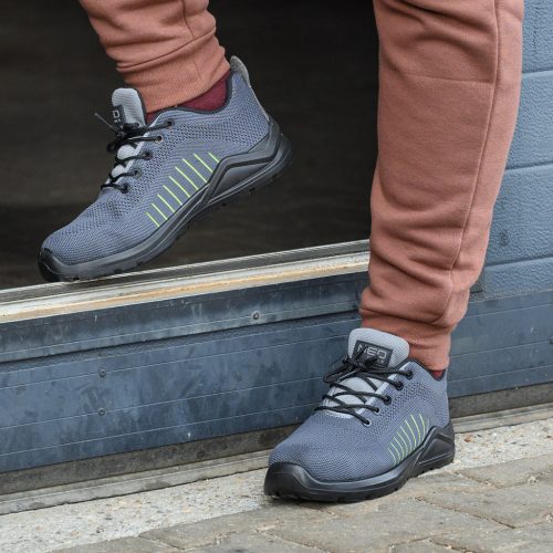 Munkavédelmi cipő, S1 FO, textil felsőrész, acélbetét, csúszásmentes talp, 42