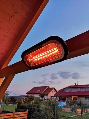 Halogén, infravörös hősugárzó 2000W, IP65, infrav. arany halogén izzó, kül/beltéri, fal és menny., 24m2-ig