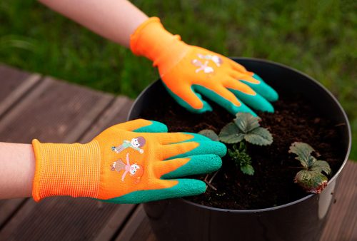 Munkakesztyű gyerek, latex bevonatú poliészter, 4", 7-9 éves korig, min. rendelés: 5pár