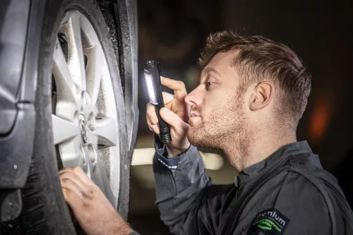 Műhely-vizsgálólámpa, elemes 3xAA, 4W, 400lum COB LED