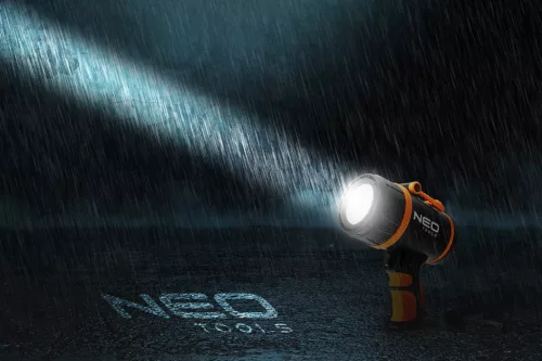 Keresőlámpa, 1000lum fényerő, 5W, 3.7V/2200mah akku, vízálló, powerbank funkció, töltéskijelző, 350m hatótáv